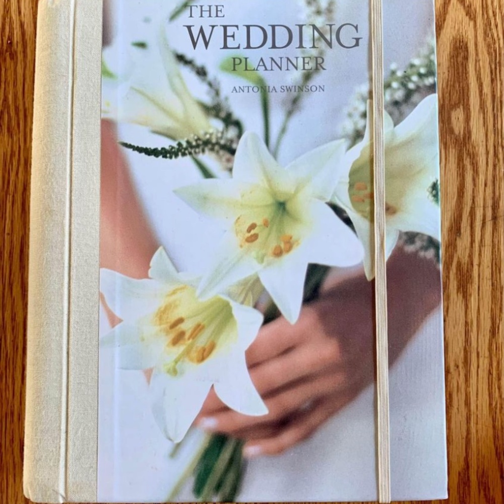 Book - The Wedding Planner